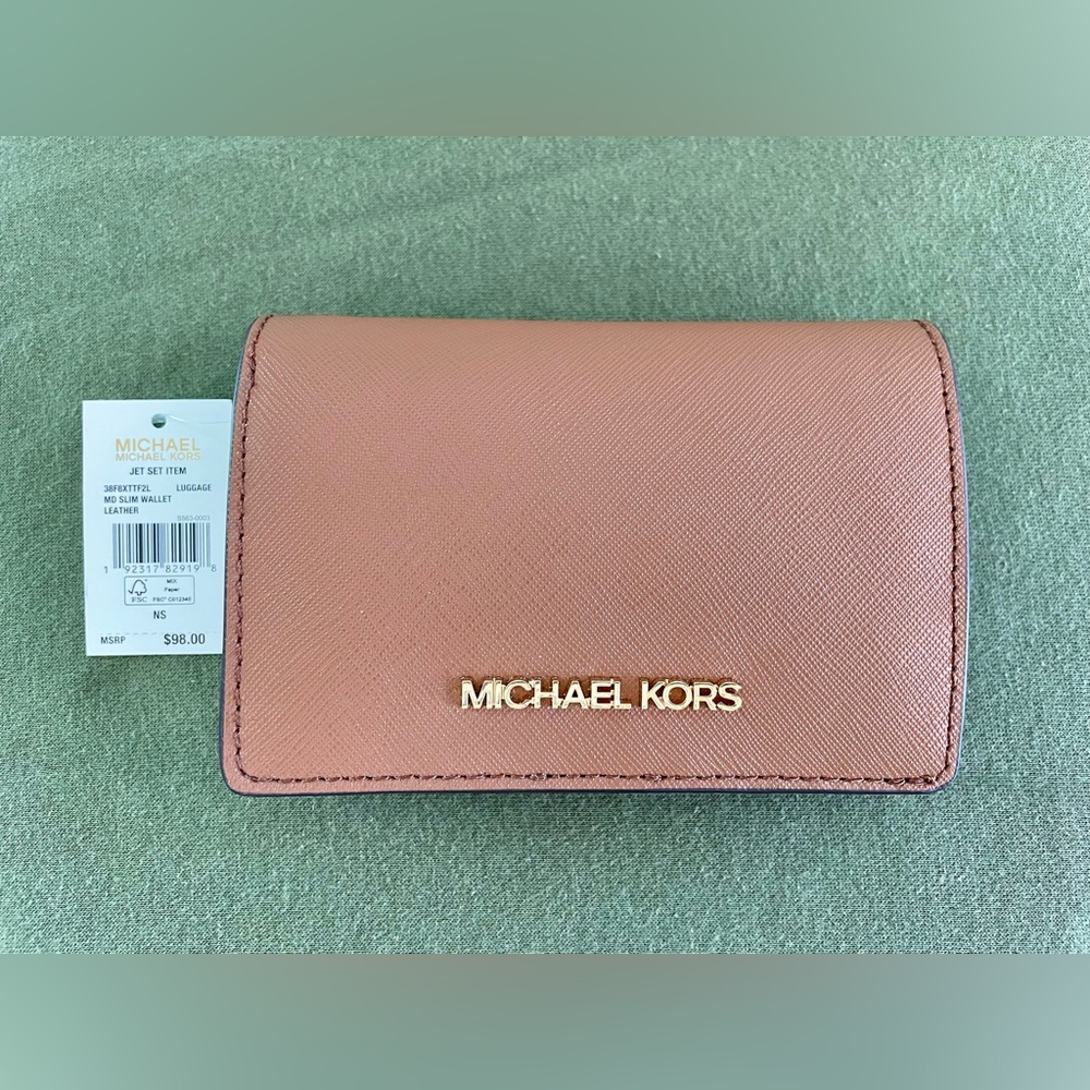 Michael Kors Wallet NEW W/Tags!